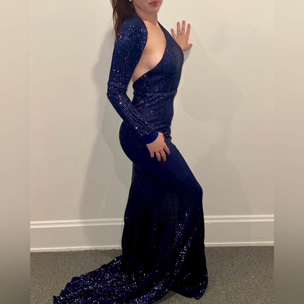 Portia & Scarlett navy sequence formal gown size 2